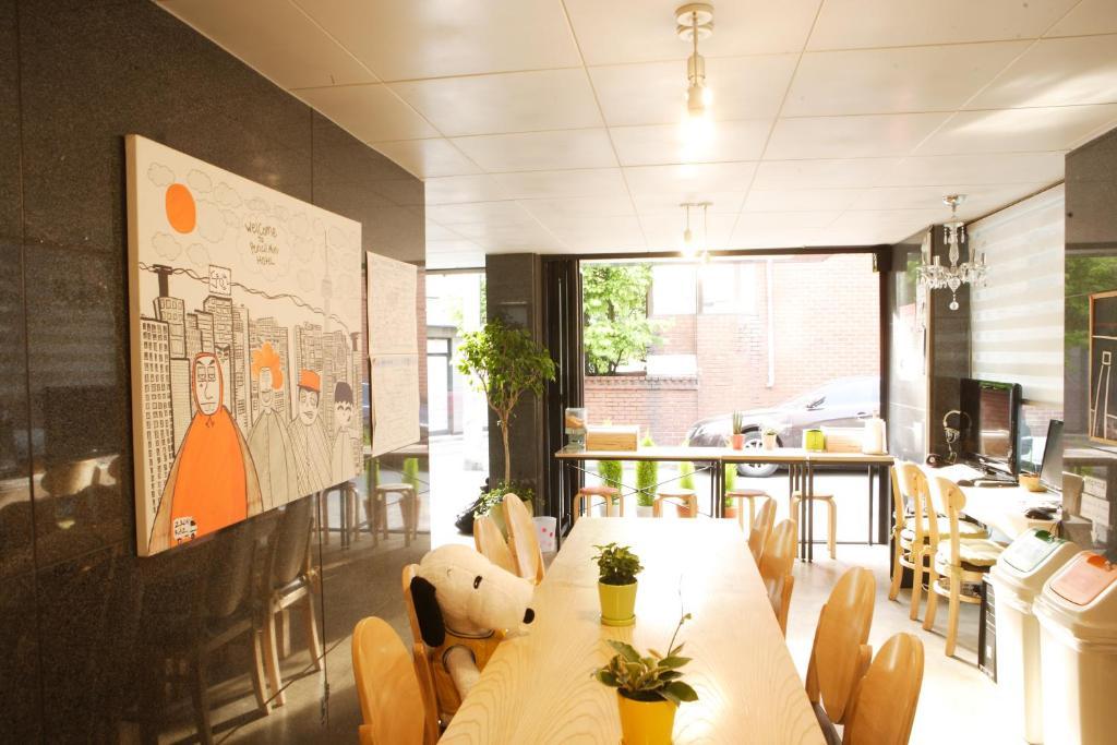 Hongdae Pencil Guesthouse Сеул Екстериор снимка
