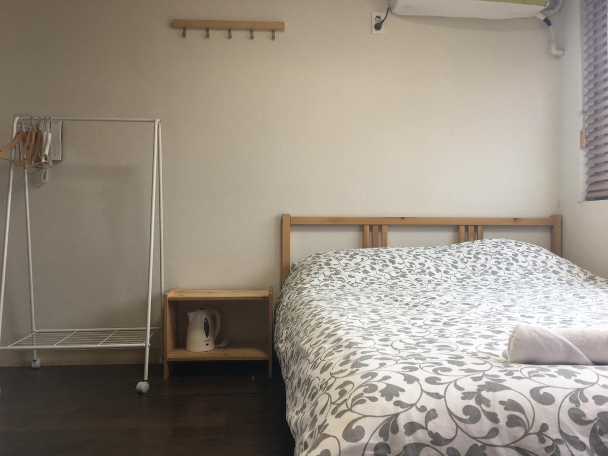 Hongdae Pencil Guesthouse Сеул Екстериор снимка
