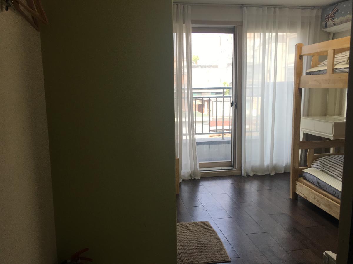 Hongdae Pencil Guesthouse Сеул Екстериор снимка