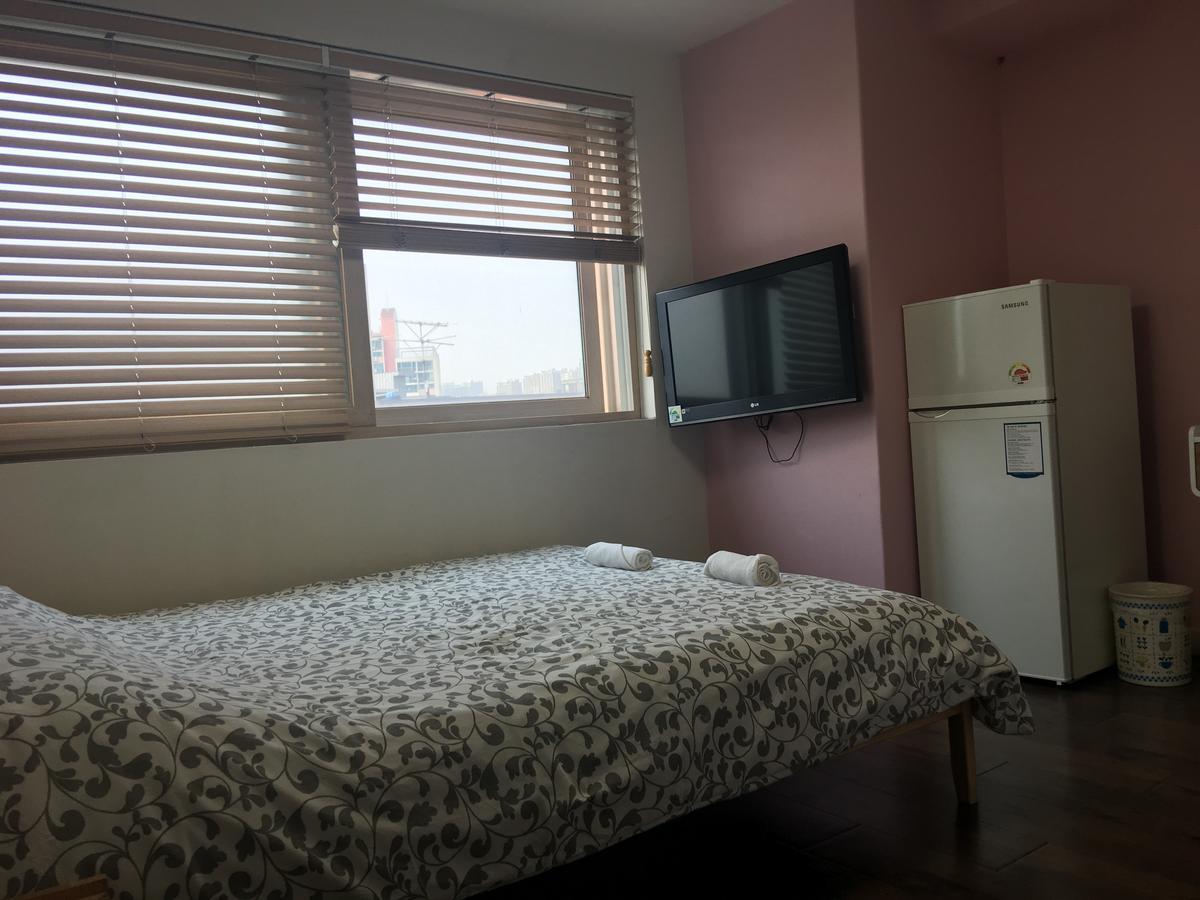 Hongdae Pencil Guesthouse Сеул Екстериор снимка